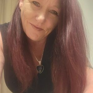 Meet your Posher, Deirdre